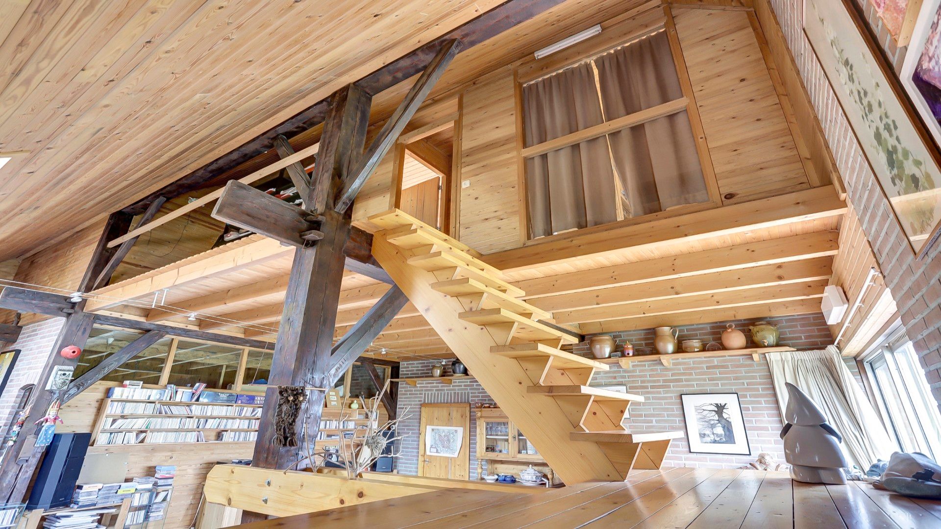 Foto 33 van Hooiweg 19