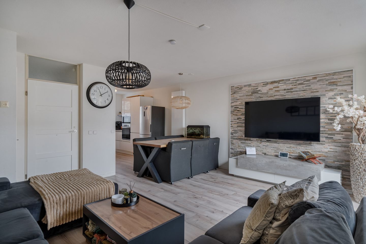 Foto 10 van Count Basiestraat 40