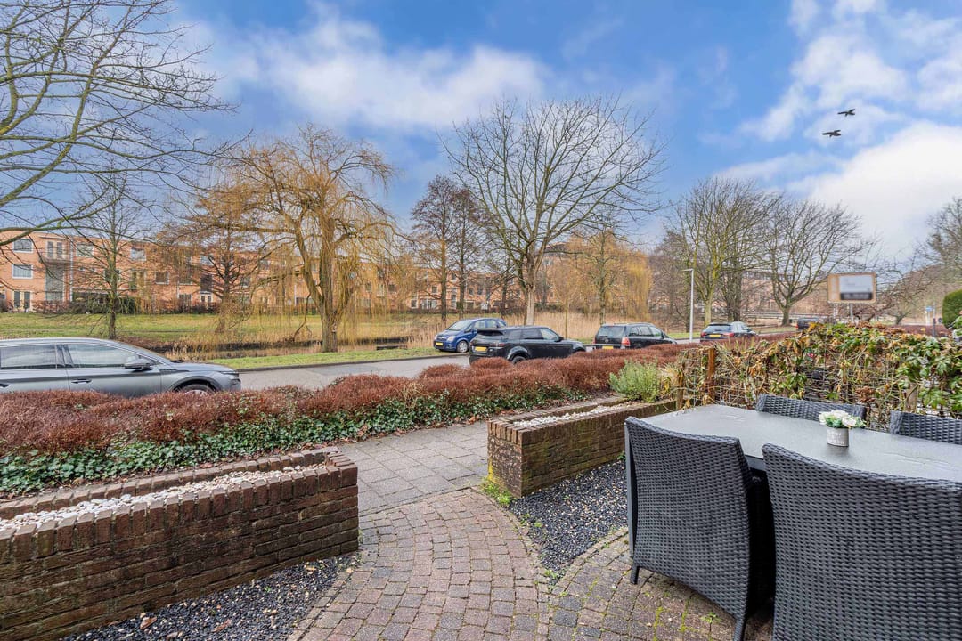 Foto 46 van Count Basiestraat 40