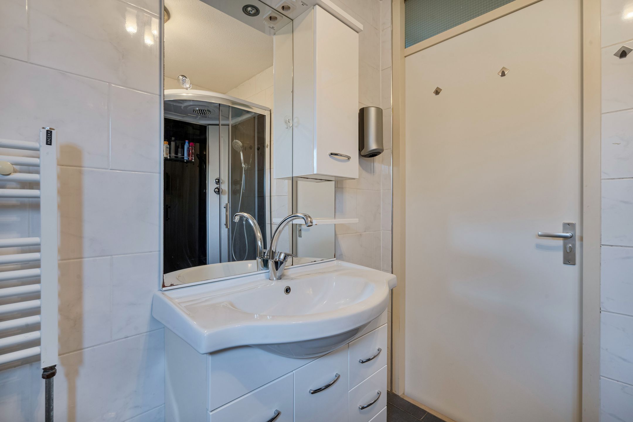 Foto 39 van Count Basiestraat 40