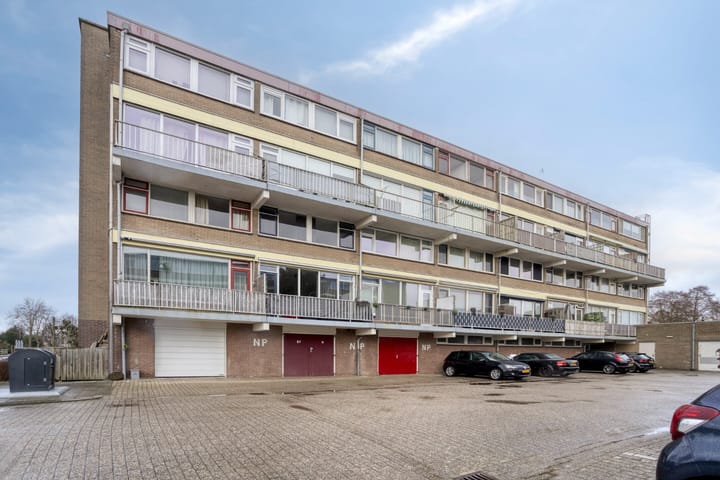 Photo 2 of Sperwerlaan 75