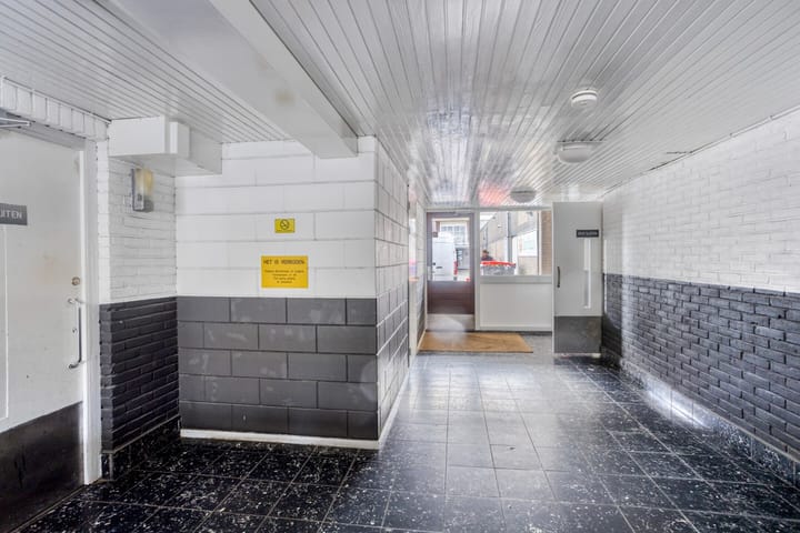 Photo 7 of Sperwerlaan 75