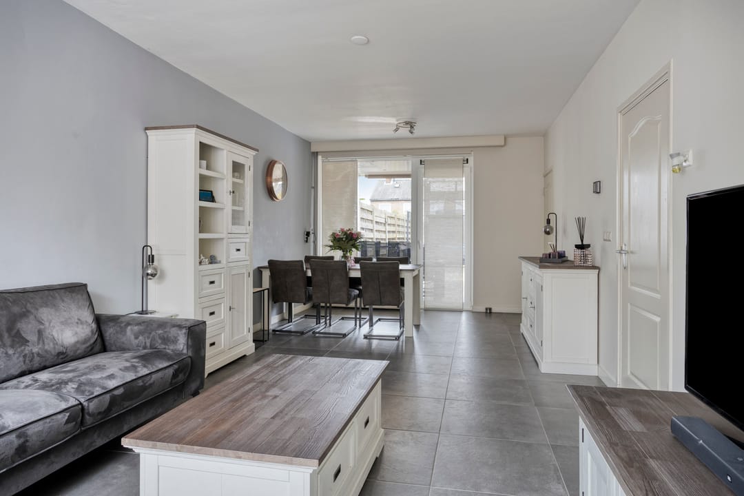 Foto 11 van De Genestetstraat 18