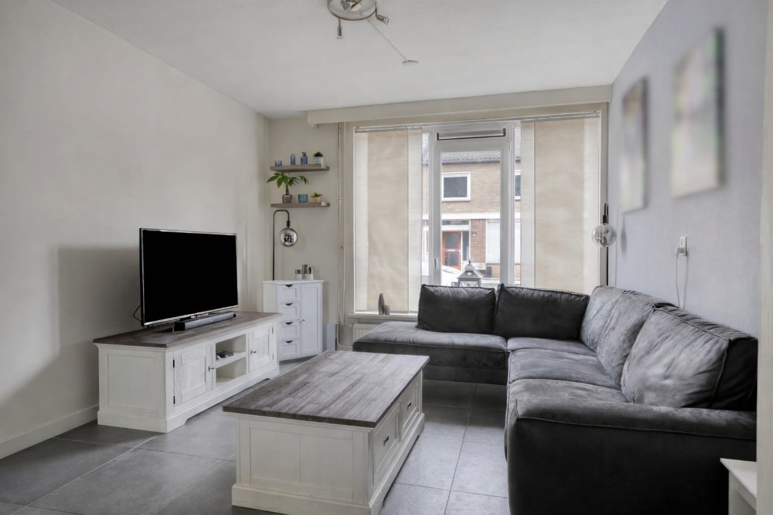 Foto 9 van De Genestetstraat 18