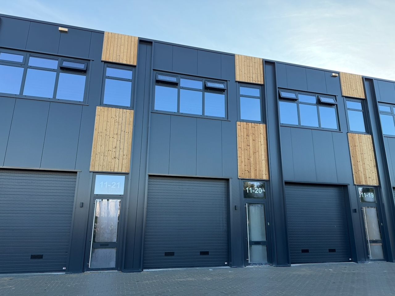 View photo 1 of Rhijnkant 11-20