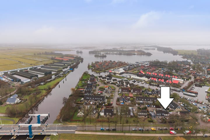 Photo 2 of Tichtset 4