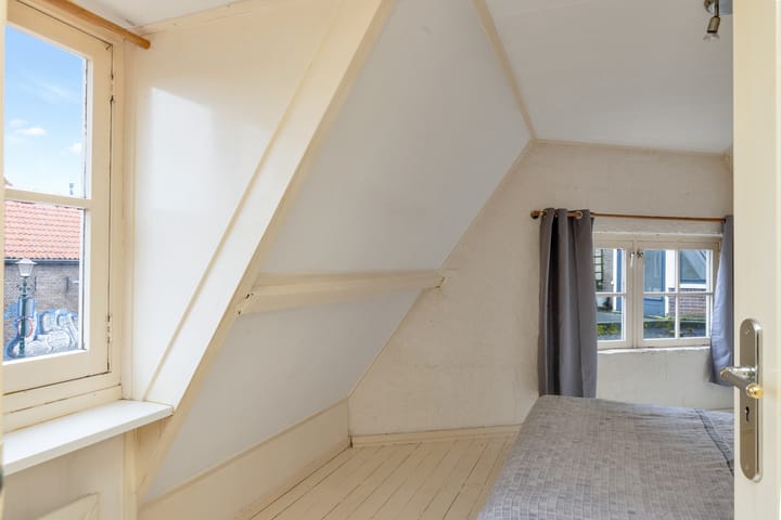 Photo 19 of Achterom 7