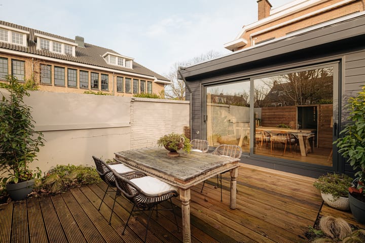 Foto 15 van Van Zuylen van Nijeveltstraat 145