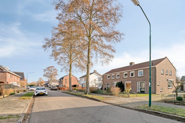 Photo 5 of Prins Bernhardlaan 9