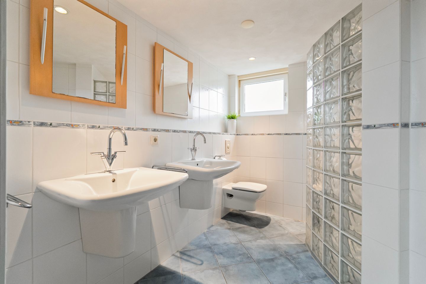 Photo 4 of Brikstraat 11