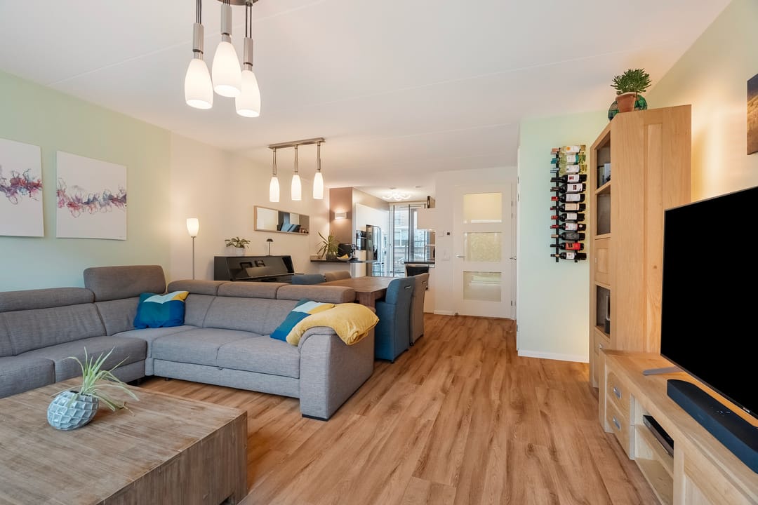 Foto 11 van Roentgenstraat 73