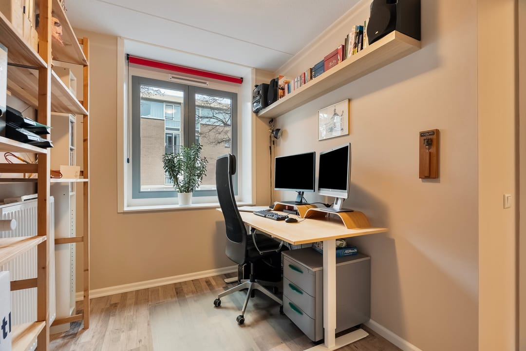 Foto 22 van Roentgenstraat 73