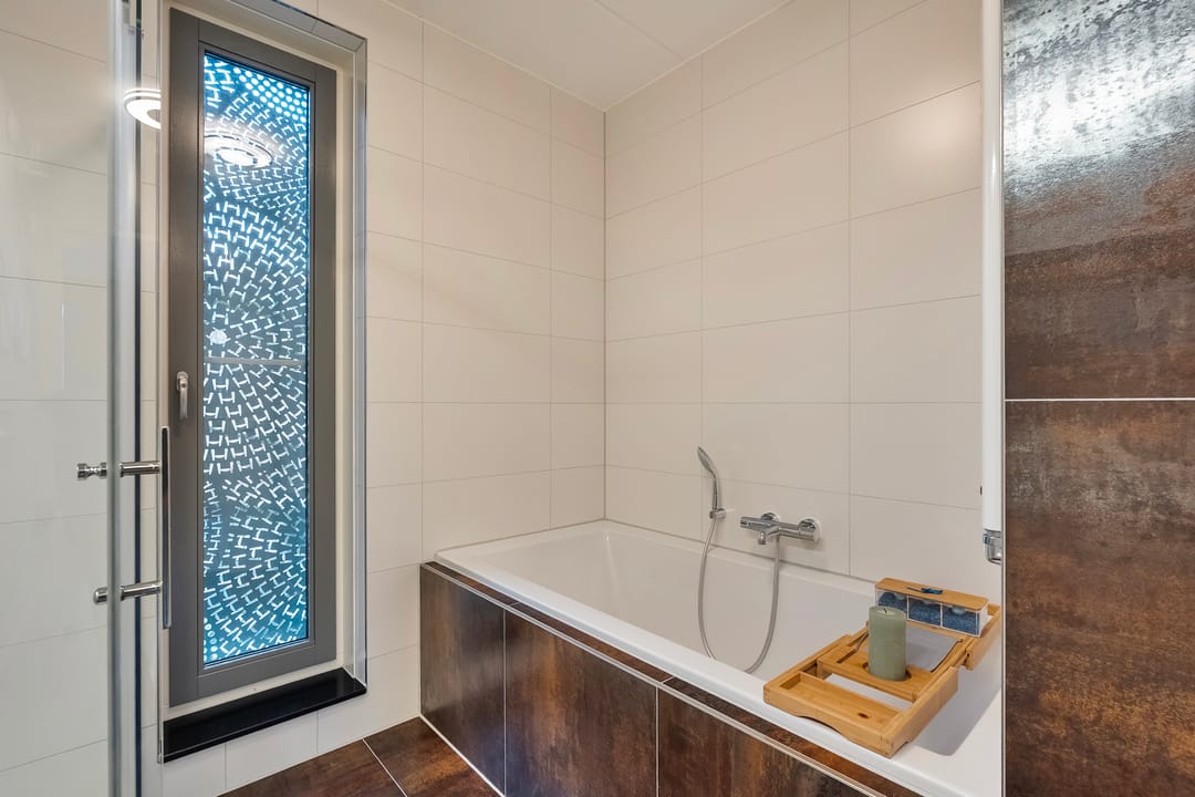 Foto 28 van Roentgenstraat 73