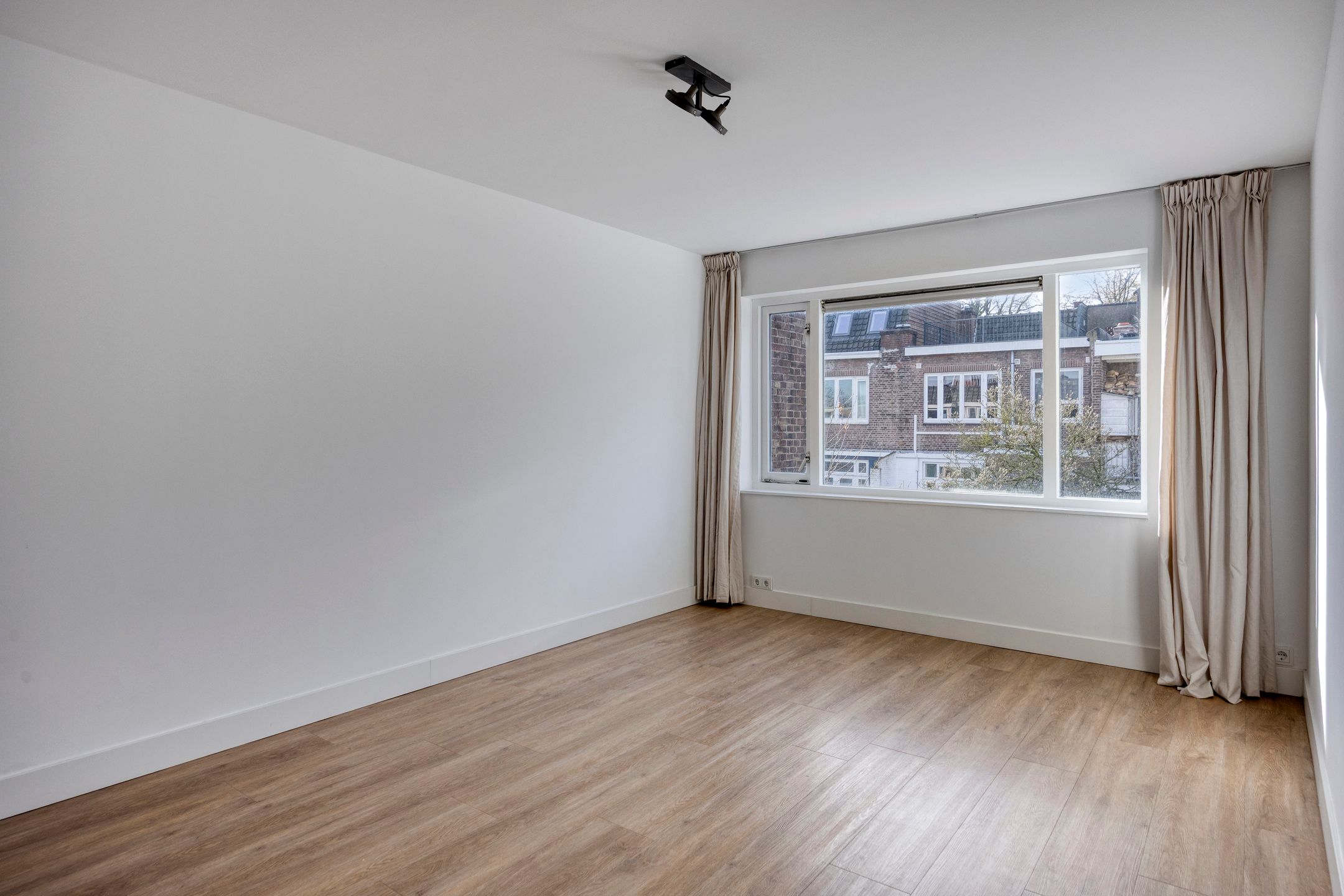 Photo 24 of Hermannus Elconiusstraat 4-BS