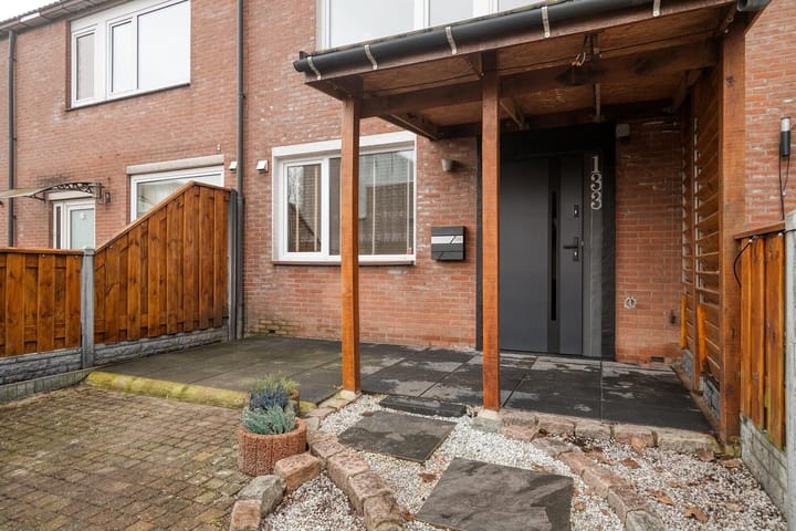 Foto 5 van Oostzeestraat 133