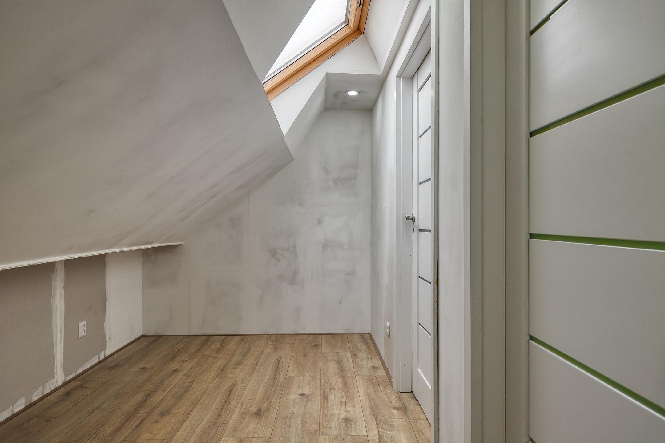 Photo 33 of Oostzeestraat 133