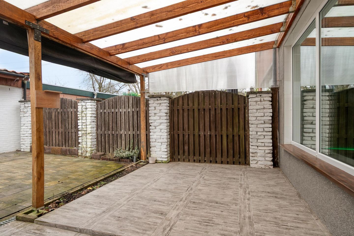 Photo 19 of Oostzeestraat 133