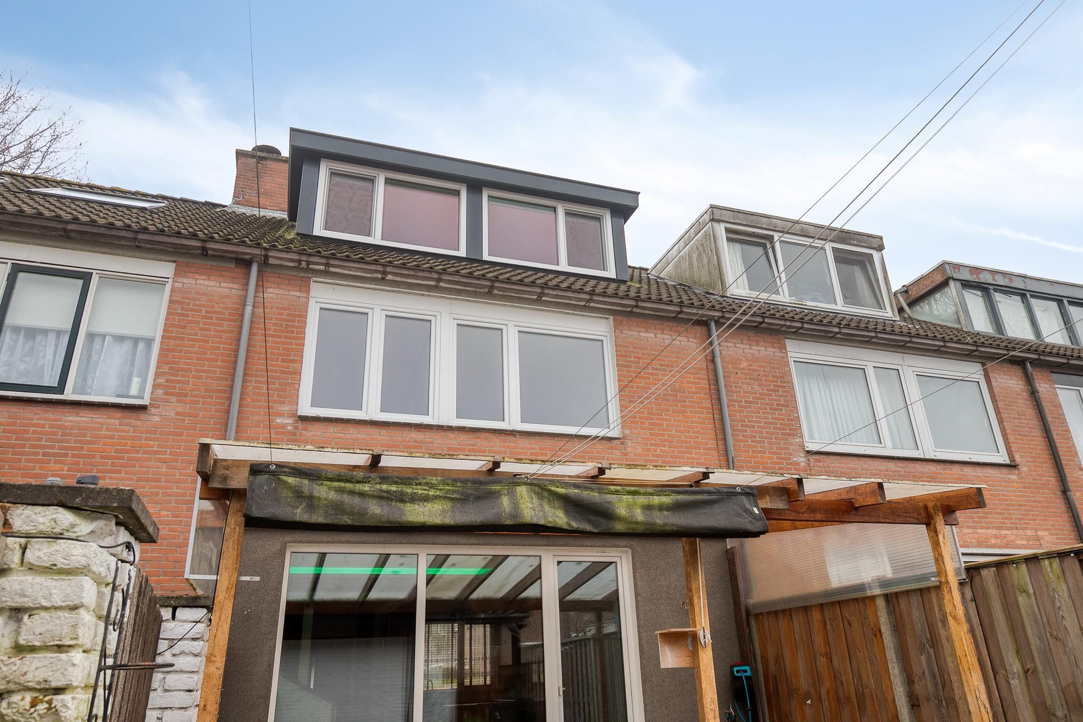 Photo 21 of Oostzeestraat 133