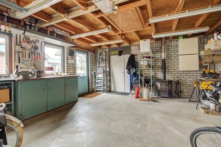 Foto 41 van Legerweg 11