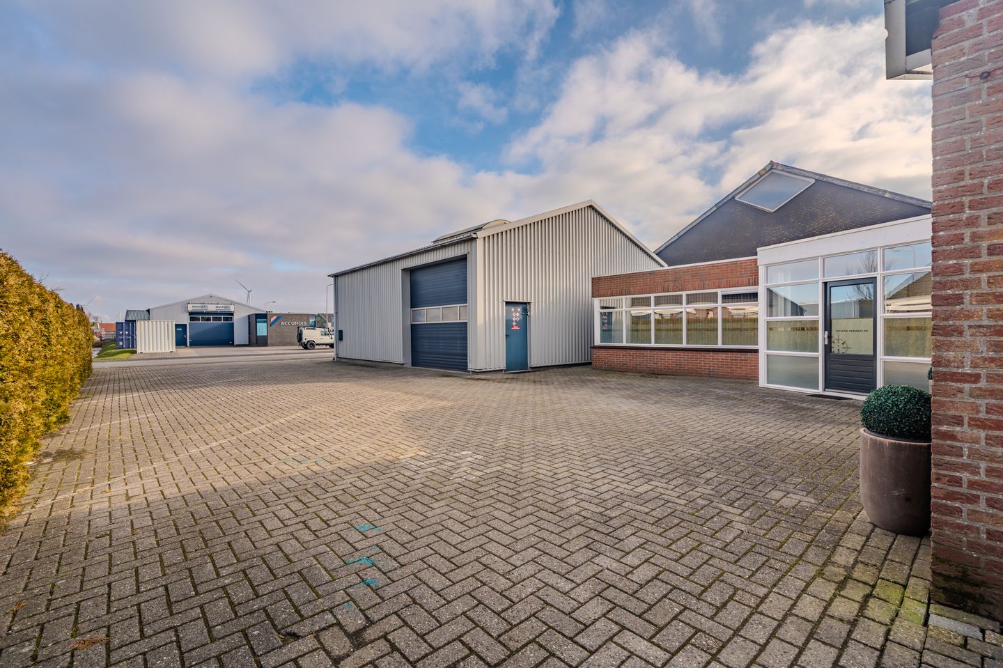 View photo 2 of Seendweg 20