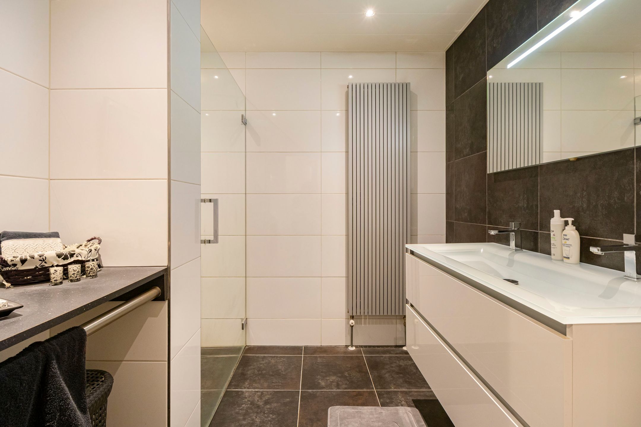 Photo 27 of Trumandreef 32