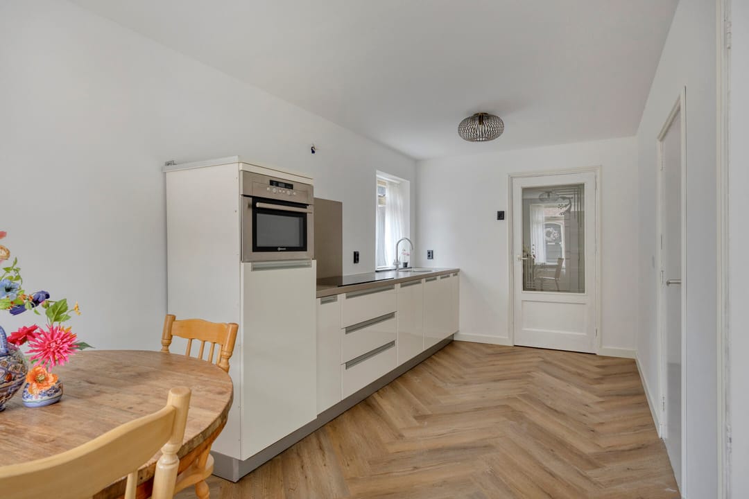 Foto 13 van Van den Elsenstraat 8