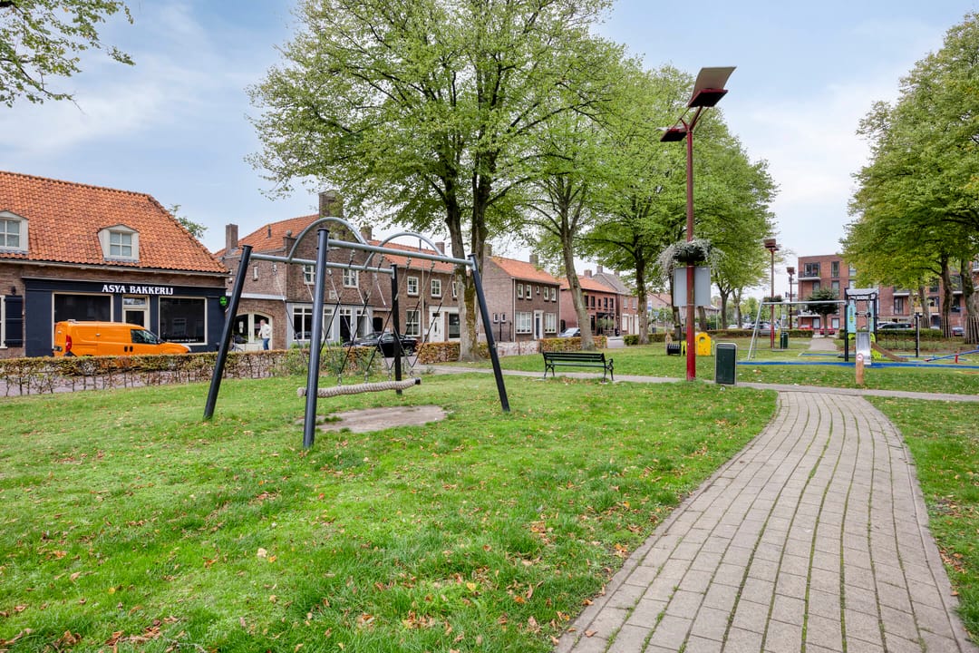 Foto 38 van Van den Elsenstraat 8