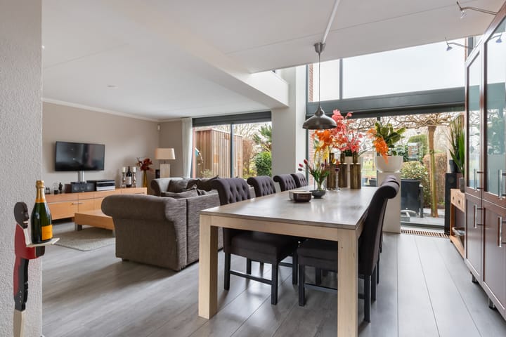 Photo 3 of Burg Van Heugtenlaan 55