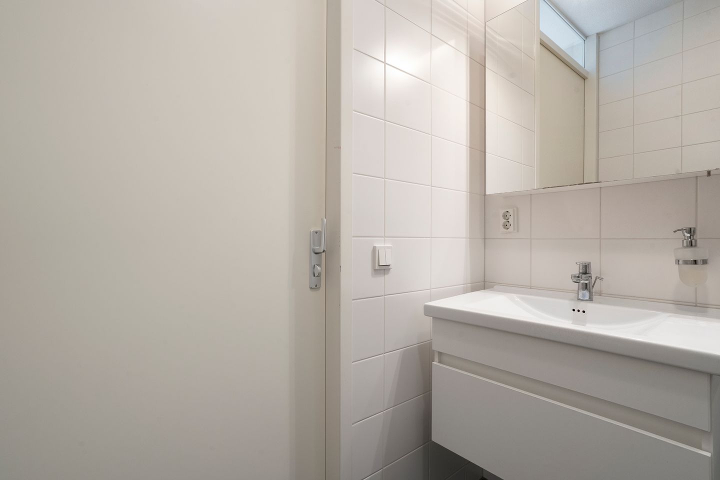 Photo 34 of Erfwal 6-C