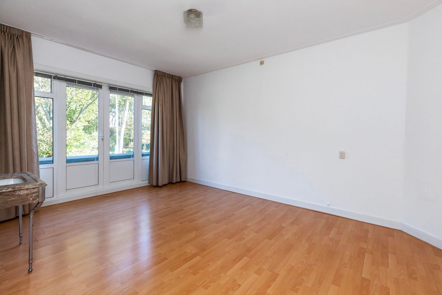 Photo 20 of Doorniksestraat 43