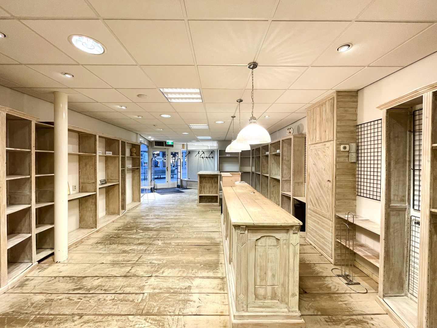 View photo 4 of Stationsstraat 74