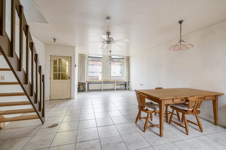 Photo 10 of Zuiderstraat 10