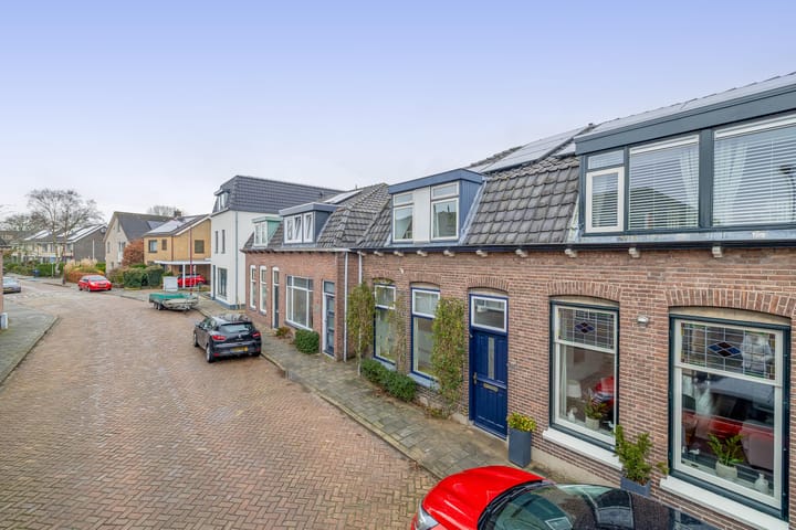 Photo 42 of Zuiderstraat 10