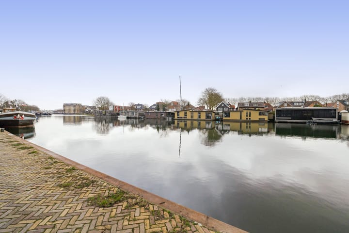 Photo 48 of Zuiderstraat 10