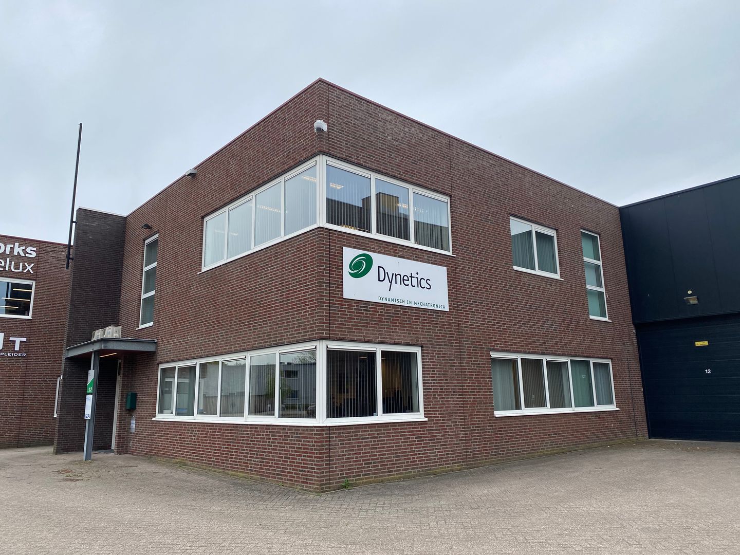 View photo 1 of de Rijn 12-A