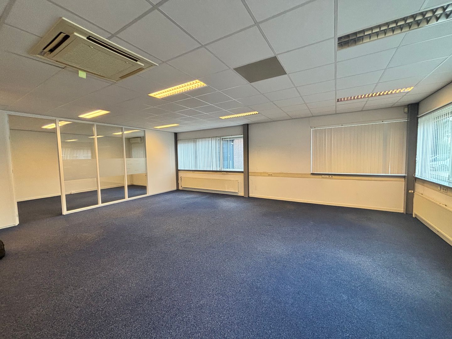 View photo 4 of de Rijn 12-A