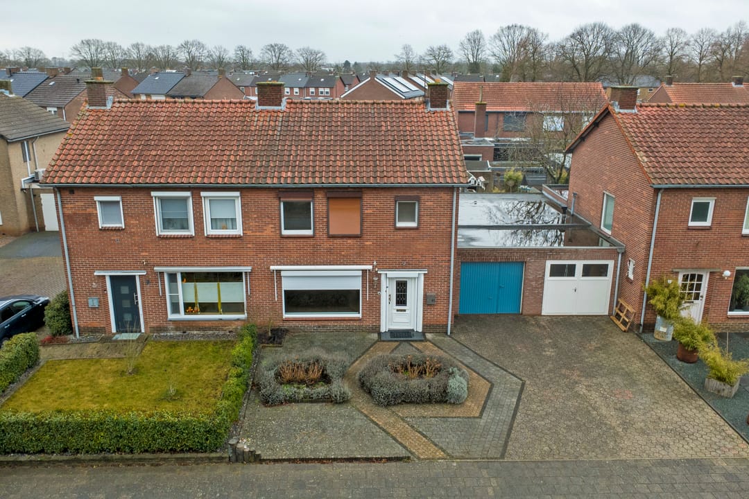 Photo 38 of Maasstraat 61