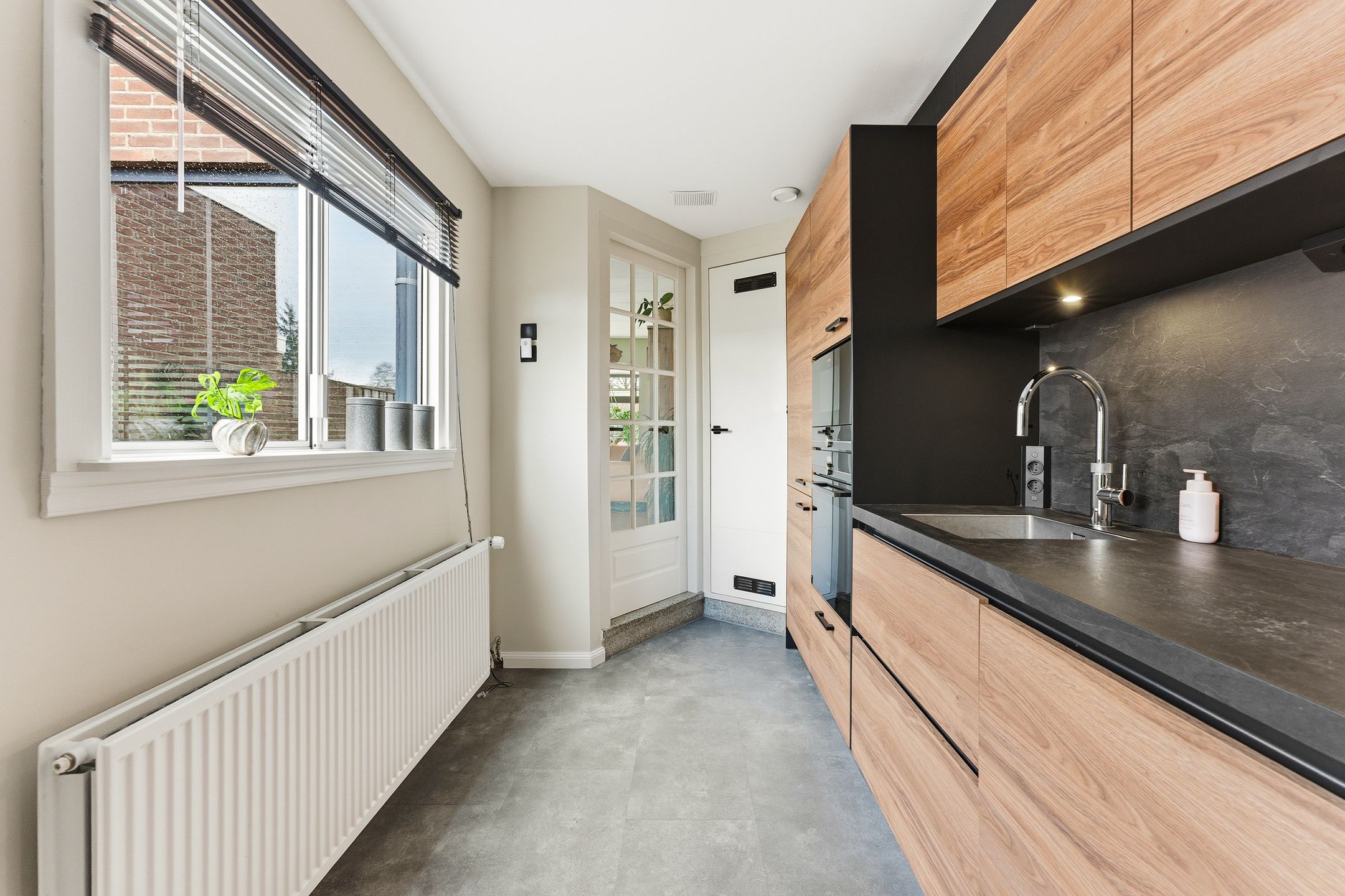 Foto 15 van Graaf Lodewijkstraat 10