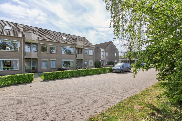 Photo 2 of Molenweg 62