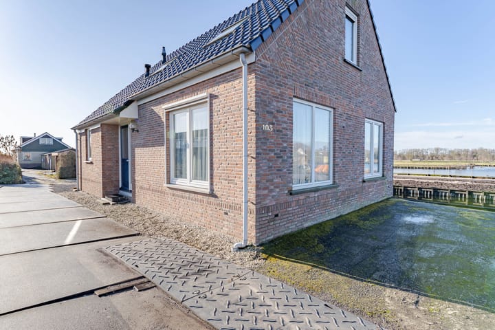 Photo 3 of Voorweg 103