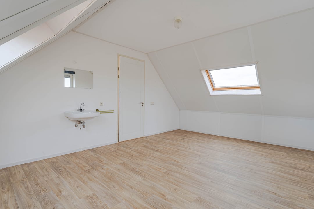 Photo 16 of Voorweg 103