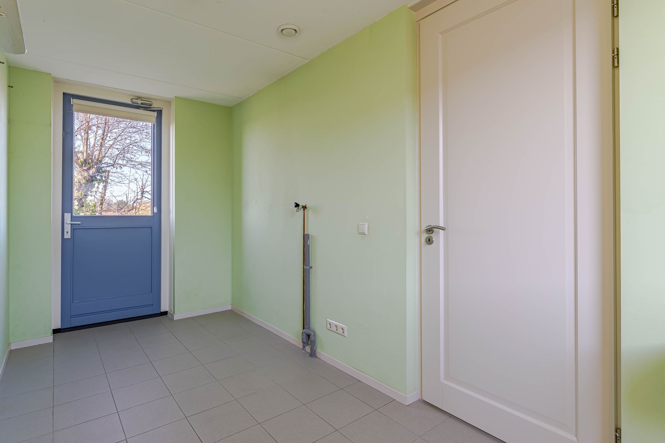 Photo 21 of Voorweg 103