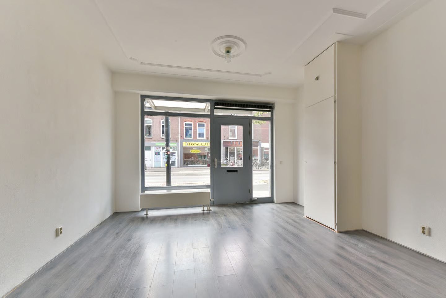 View photo 1 of Amsterdamsestraatweg 131