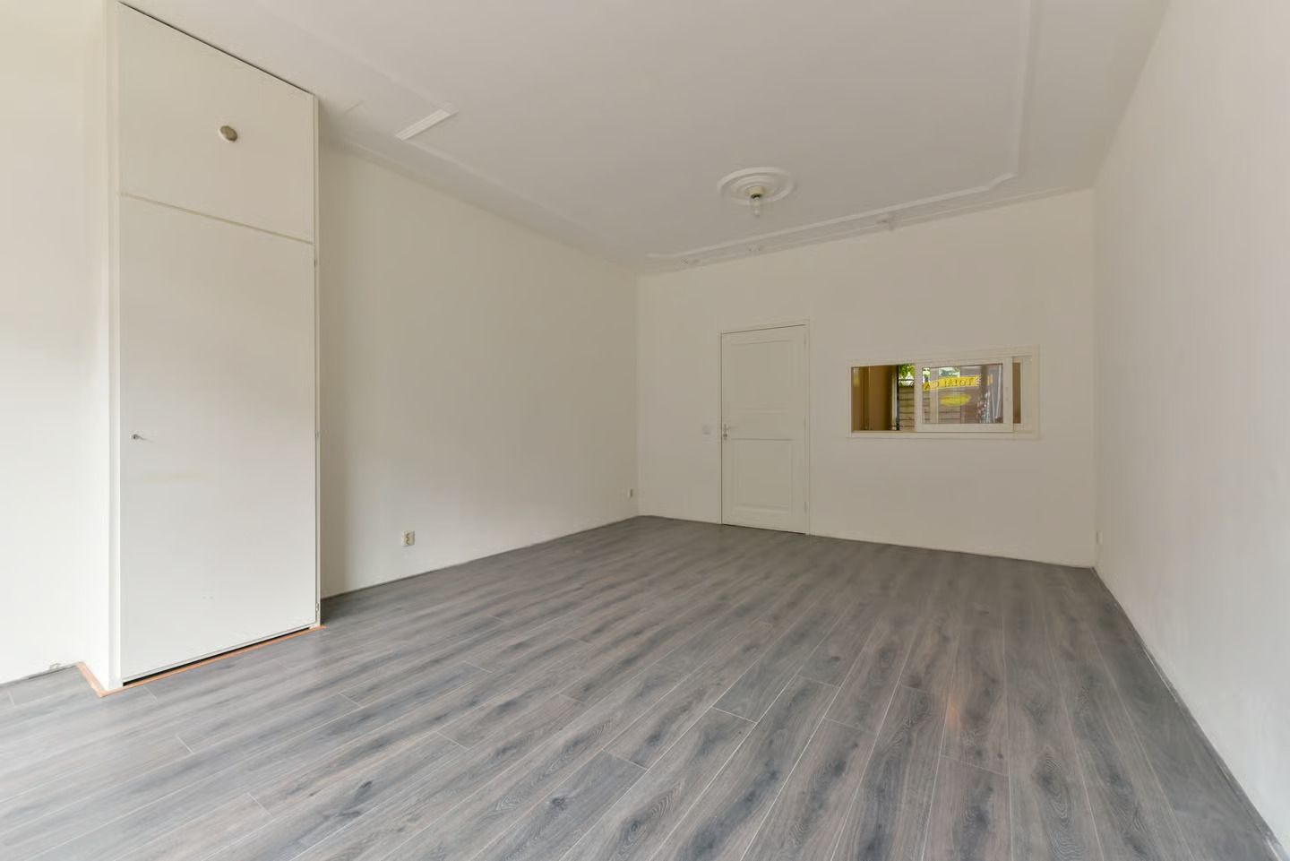 View photo 2 of Amsterdamsestraatweg 131