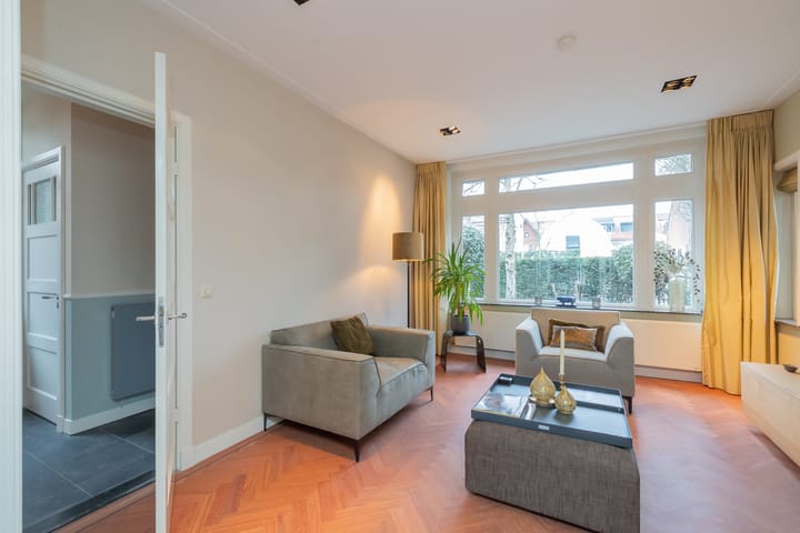 Photo 2 of Weeresteinstraat 100