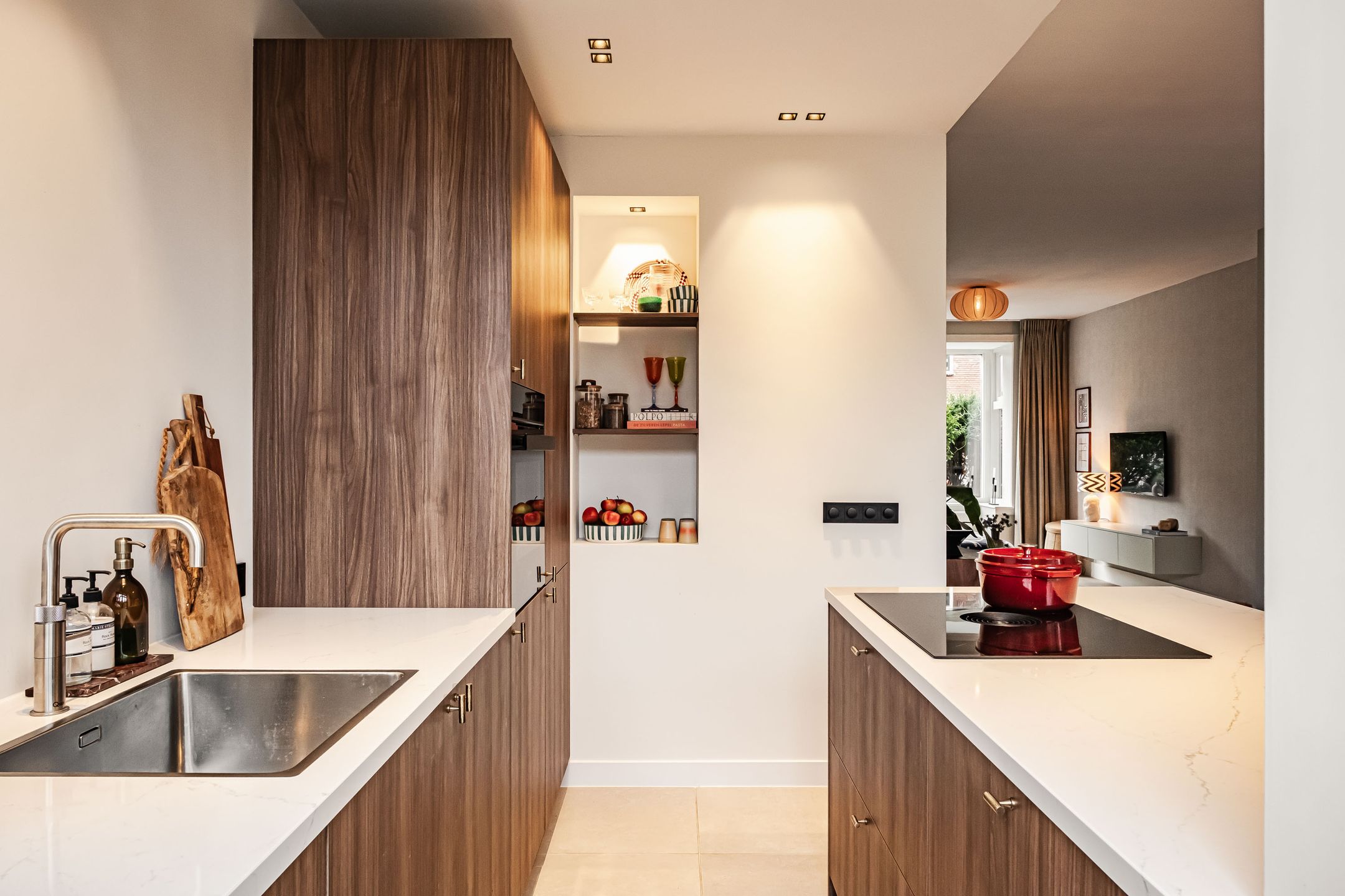 Foto 15 van Van Zeggelenstraat 144