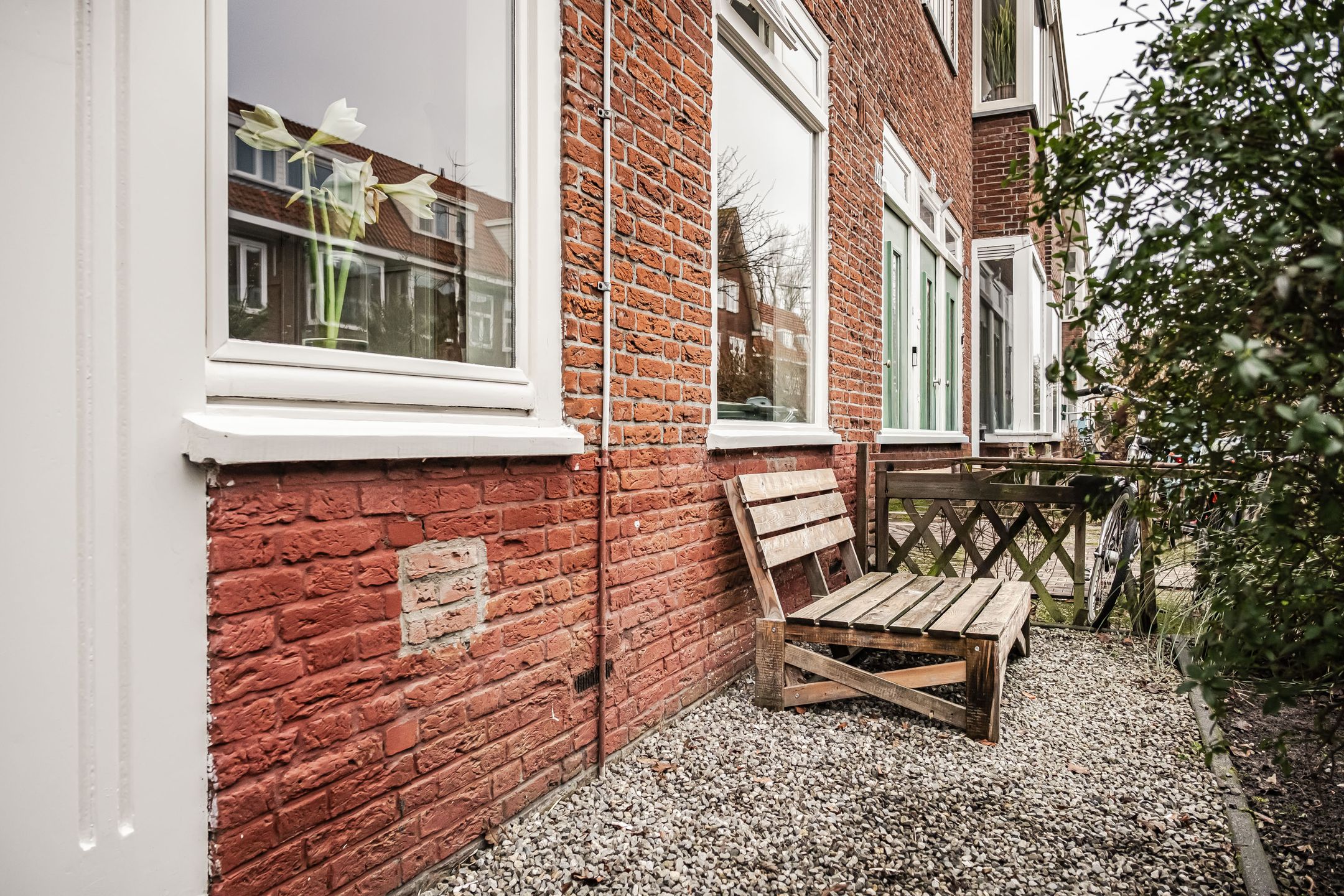 Foto 36 van Van Zeggelenstraat 144