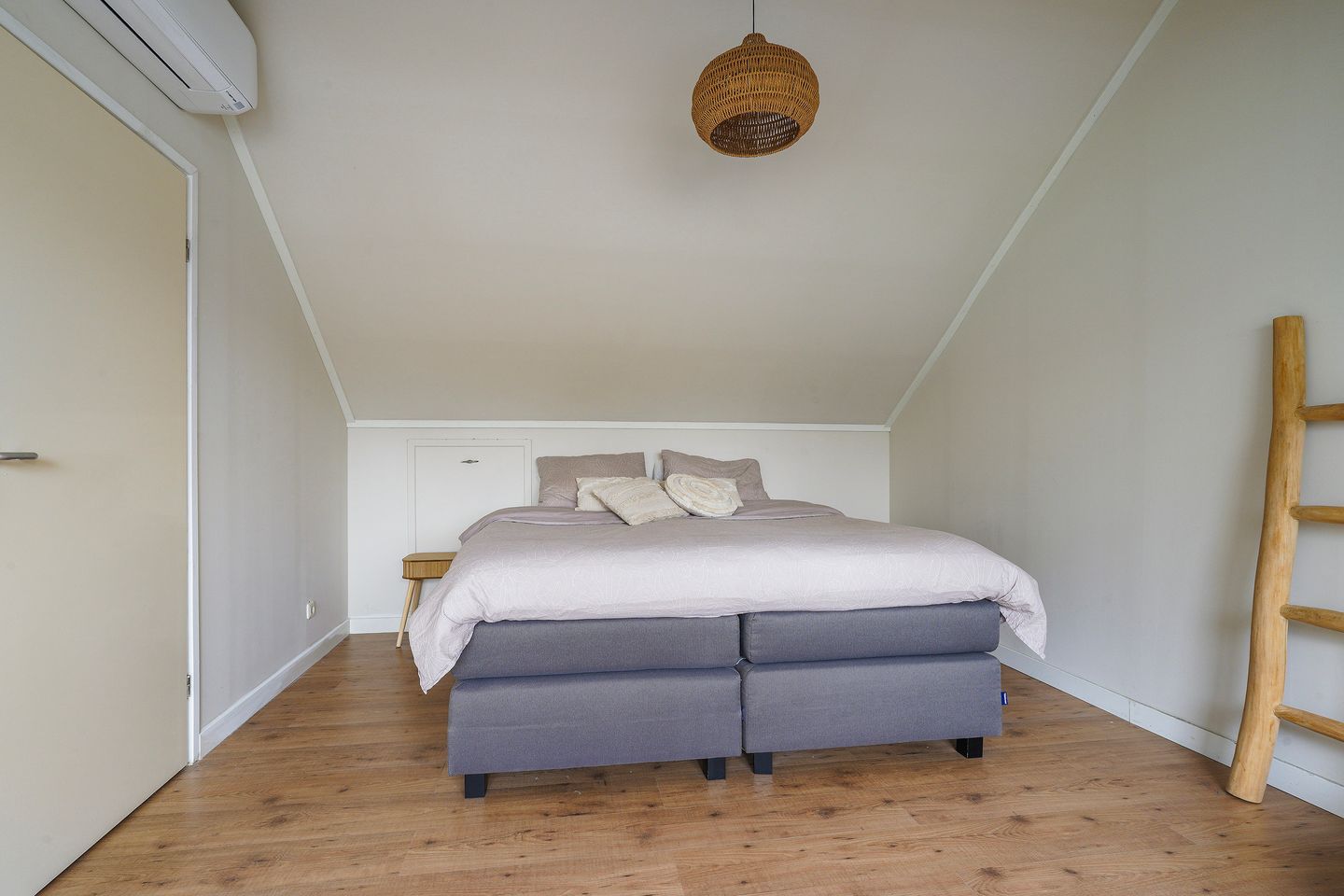 Photo 50 of Corellistraat 25