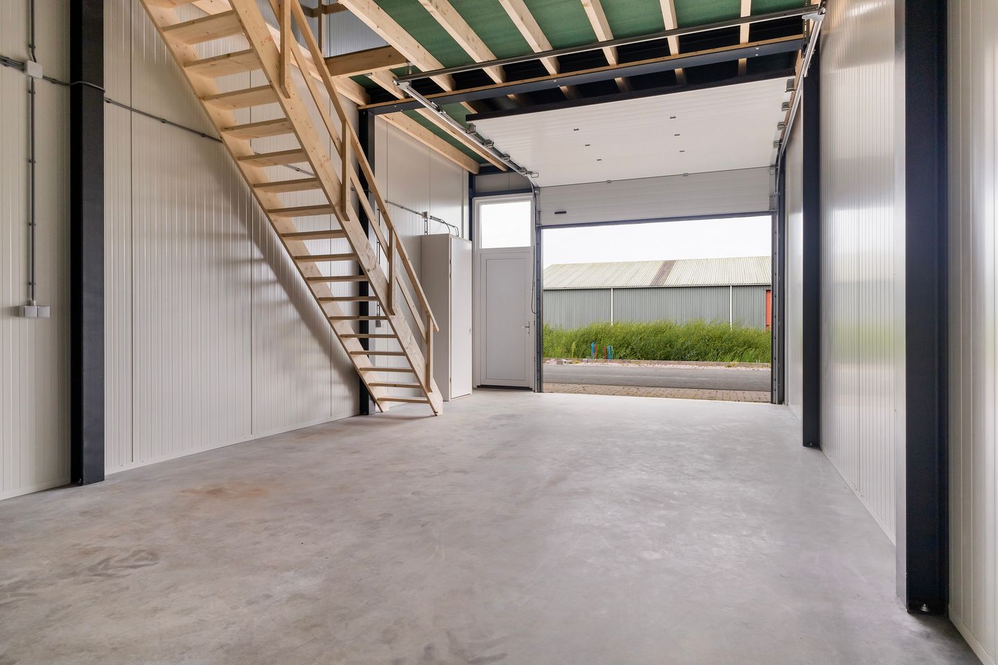 View photo 5 of Aldebaranweg 30-a28