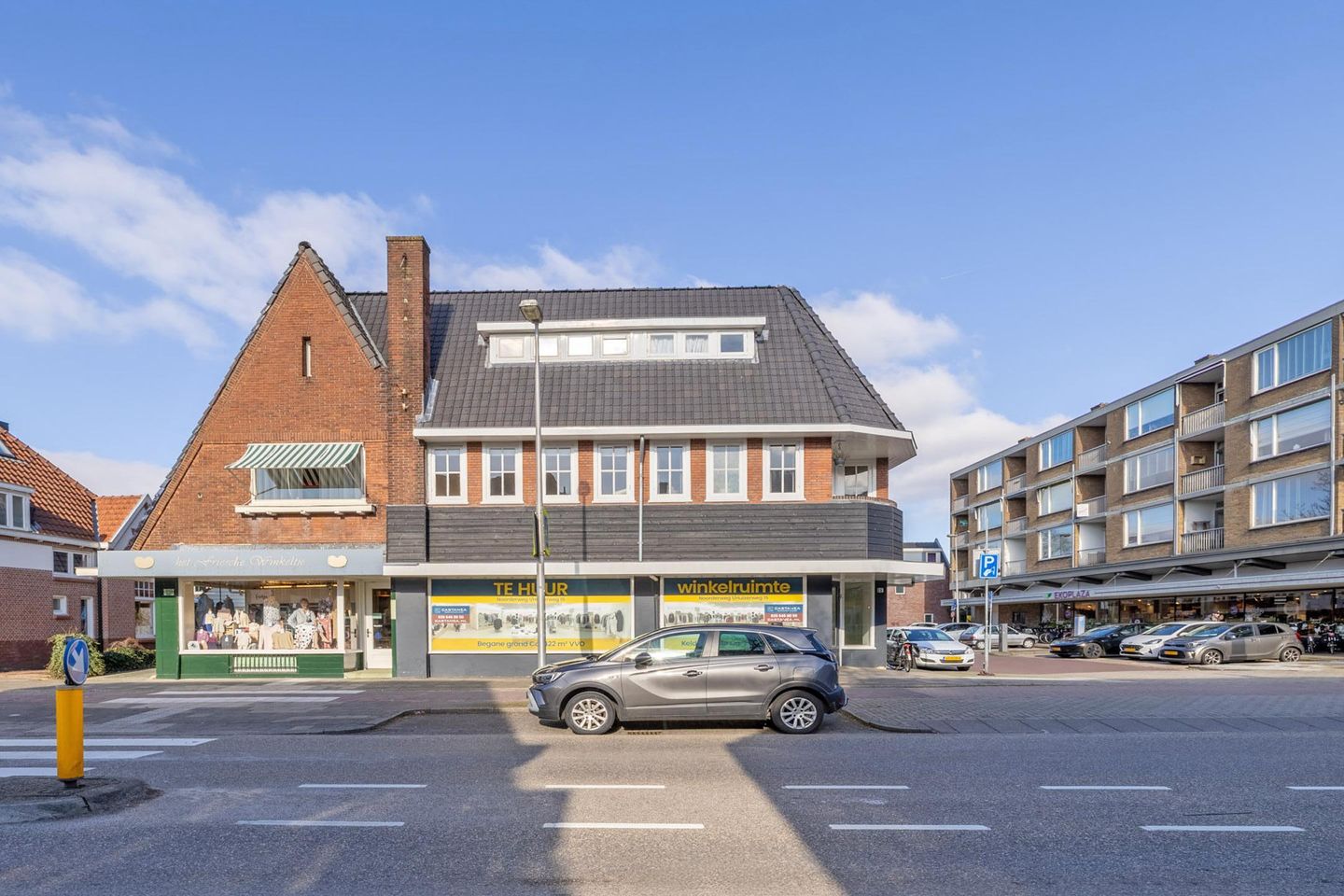 View photo 2 of Huizerweg 15